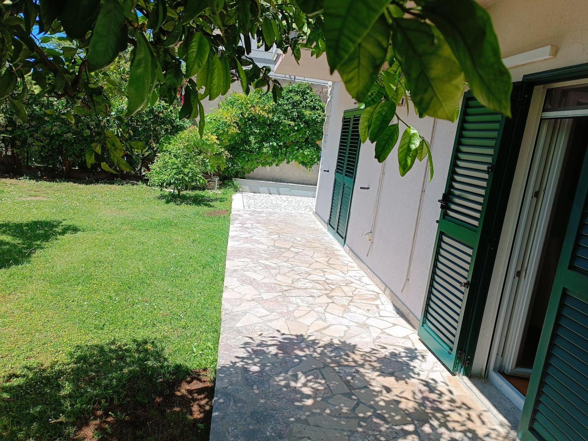 Valentinas Garden Appartement Split Buitenkant foto